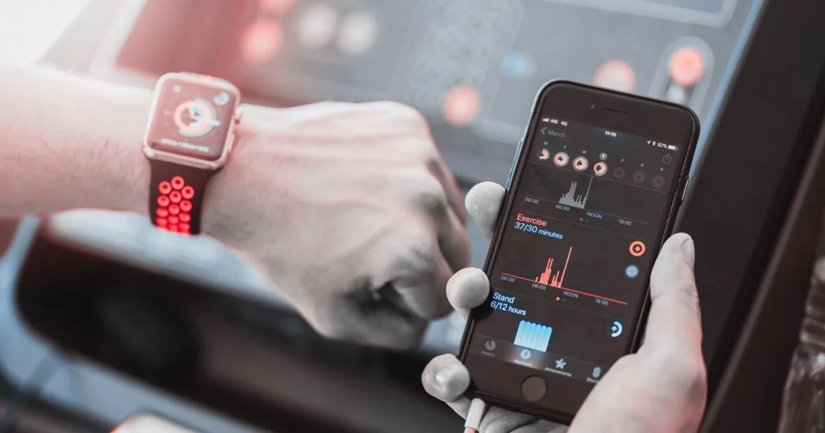 Advanced Smart Glasses & Heads-Up Wearables