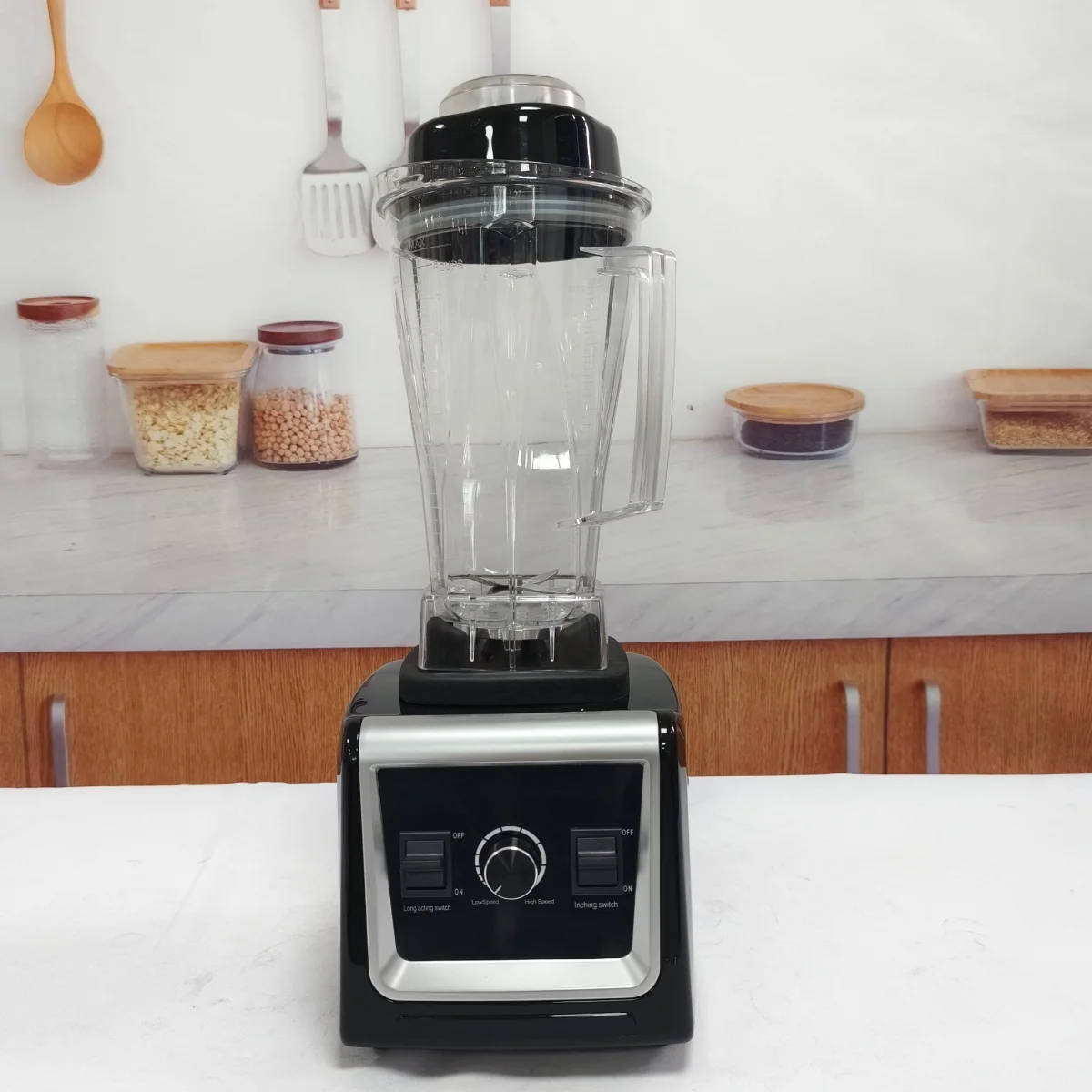 Heavy-Duty Commercial Blenders