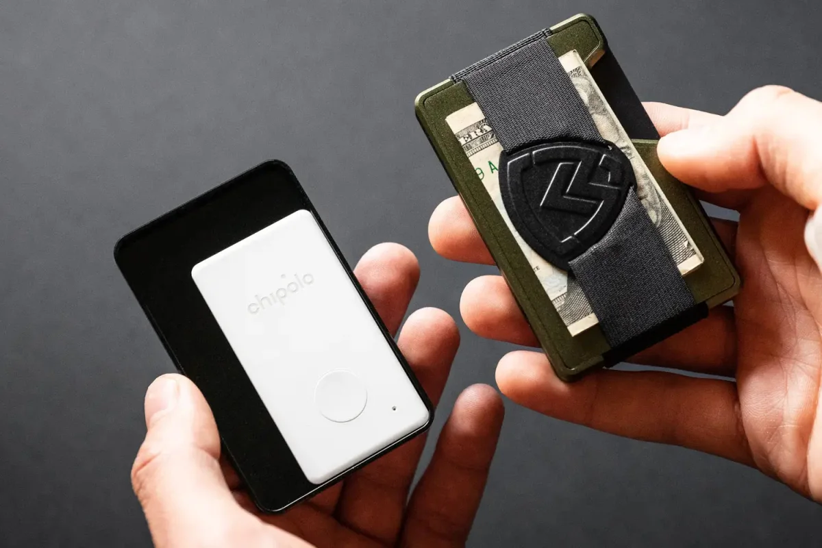Standard Smart Wallet Trackers